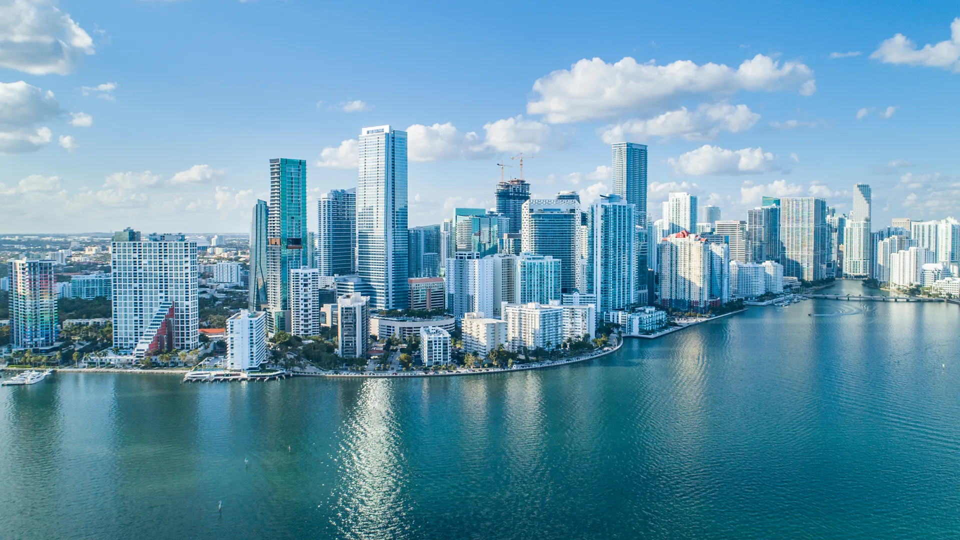 Mercado inmobiliario en Miami baja la temperatura