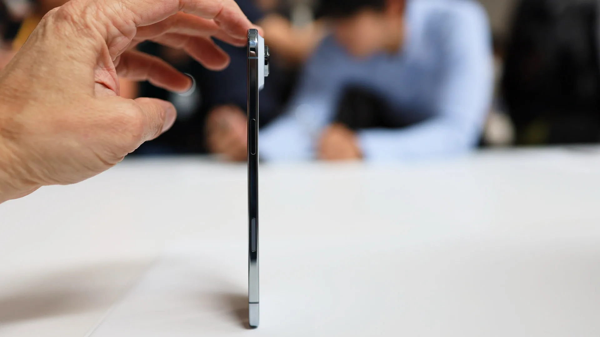 Apple redefine el smartphone con el iPhone Air, el modelo m&aacute;s delgado de su historia