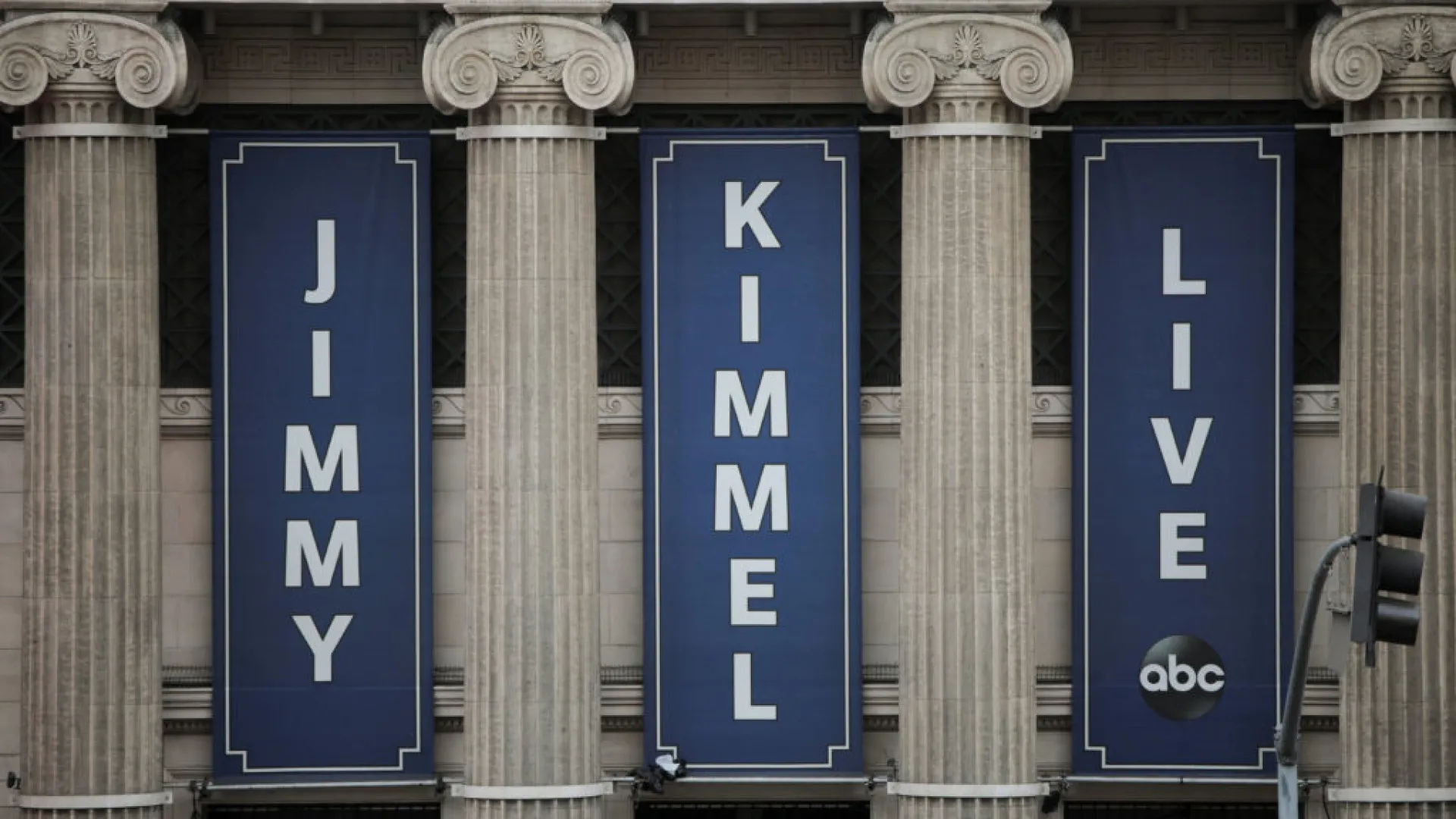 Jimmy Kimmel regresa tras una semana marcada por la pol&eacute;mica y la censura