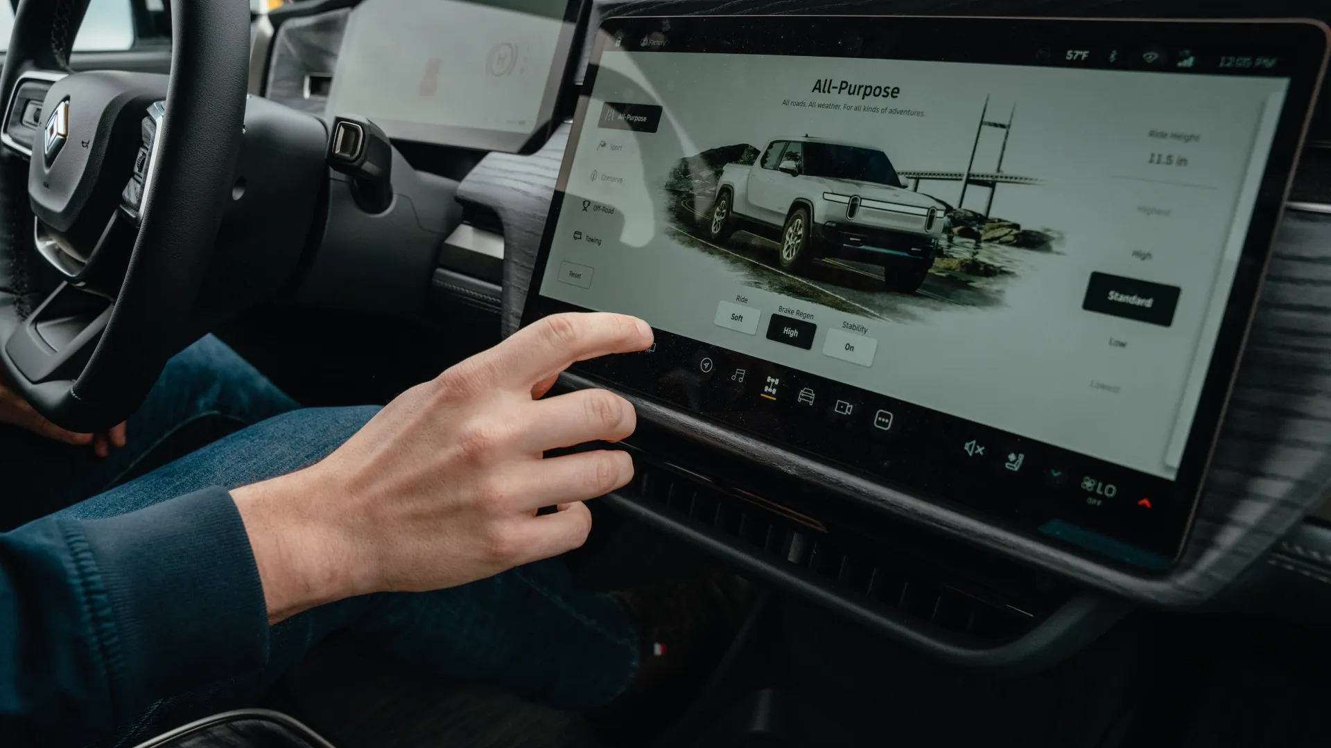 La industria automotriz replantea el dise&ntilde;o tras evidencias de que los touchscreens distraen