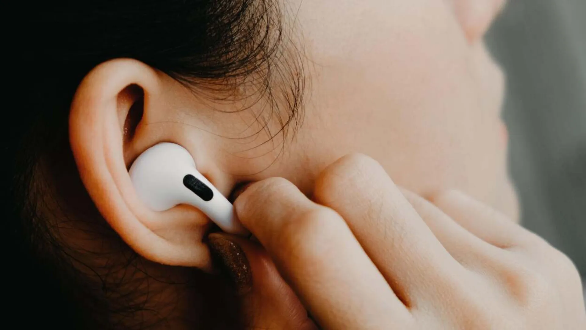 Apple bloquea la traducci&oacute;n en tiempo real de los AirPods en Europa