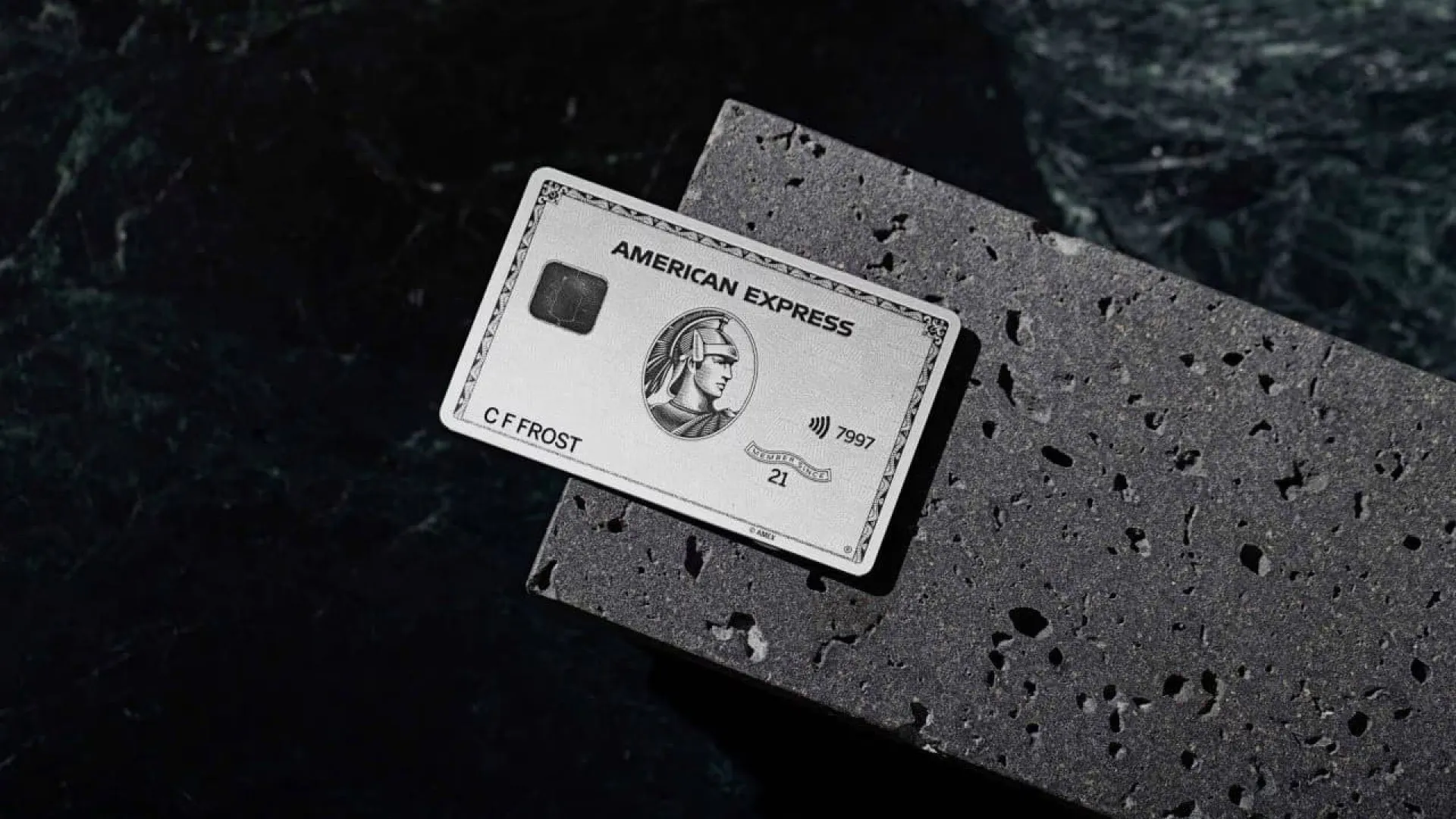 American Express apuesta al cliente de alto gasto con la Platinum m&aacute;s costosa de su historia
