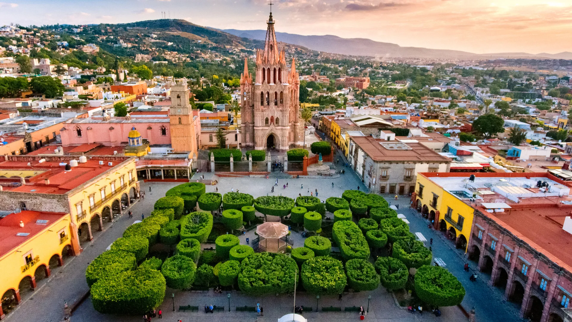 San Miguel de Allende despega: anuncian proyecto para construir un aeropuerto internacional 